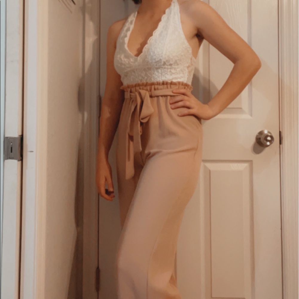 Very pretty jump suit!